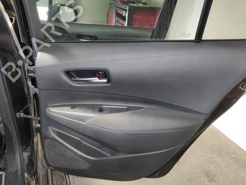 right-rear-door-panel-toyota-corolla-estate-_e21_-18-hybrid-zwe211-2019-22684881 main image