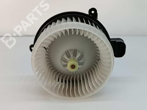 Used Heater blower motor LAND ROVER RANGE ROVER SPORT II (L494) 3.0 TDV6 4x4 (258 hp) 10076610