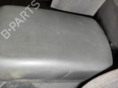 Used Armrest / Center console JEEP GRAND CHEROKEE I (ZJ, ZG) 2.5 TD 4x4 (Z) (115 hp) 18117419