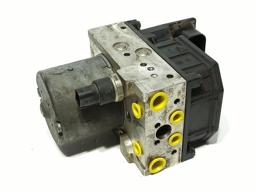 Used ABS pump ABS pump TOYOTA COROLLA (_E12_) 1.4 D (NDE120_, NDE120R) (90 hp) 33952995 33952995