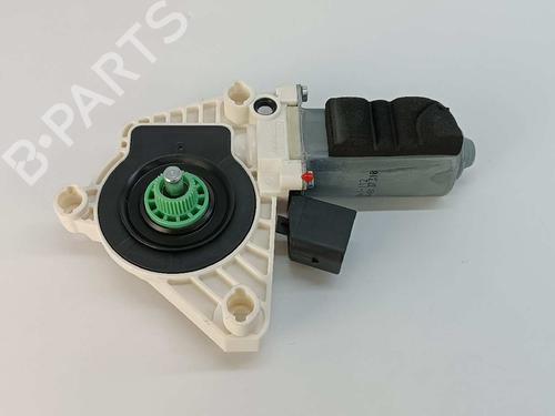 Right rear window motor MERCEDES-BENZ CLA Coupe (C117) CLA 200 CDI / d (117.308) | BP10775710E22 