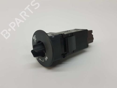 Switch INFINITI G Coupe 37 | BP14540674I30