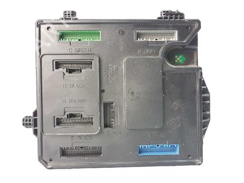 Caixa de fusíveis RENAULT MEGANE III Hatchback (BZ0/1_, B3_) 1.9 dCi (BZ0N, BZ0J) (131 hp) 4863343
