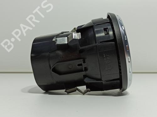 Air vent MERCEDES-BENZ GLA-CLASS (X156) GLA 200 CDI / d (156.908) | BP21390325I21 