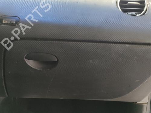 glove-box-seat-toledo-iii-5p2-2004-2005-2006-2007-2008-2009-25041442 main image