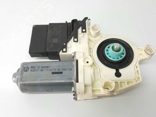 Left rear window motor VW PASSAT B6 Variant (3C5) 2.0 TDI 16V | BP3196284E23