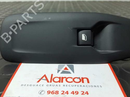 Used Right front window switch PEUGEOT 208 I (CA_, CC_) 1.6 HDi (94 hp) 2751376