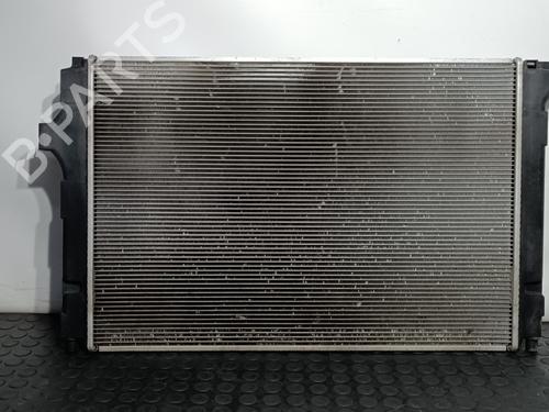Water radiator TOYOTA YARIS (_P13_) 1.5 Hybrid (NHP130_) | BP13744077M31 