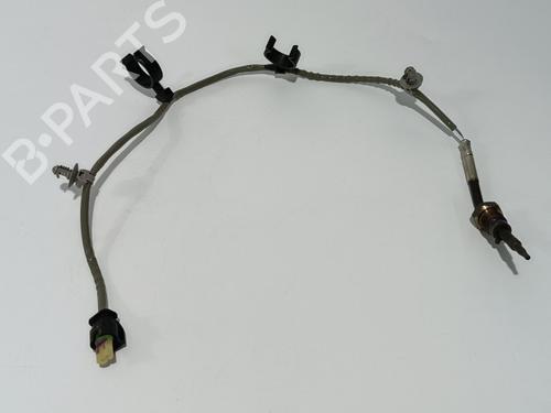 Electronic sensor VOLVO V90 II Estate (235) B4 Mild-Hybrid AWD 32360232