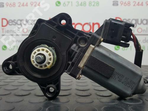 Portierruitmotor linksachter MERCEDES-BENZ S-CLASS (W220) S 320 CDI (220.026, 220.126) | BP2740939E23 
