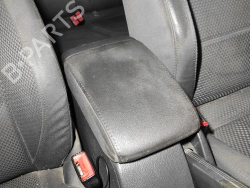 armrest-center-console-vw-golf-v-1k1-2003-2004-2005-2006-2007-2008-2009-2010-34494976 main image