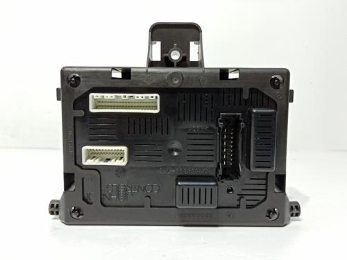 Used Electronic module RENAULT CLIO III (BR0/1, CR0/1) [2005-2014]  16924132