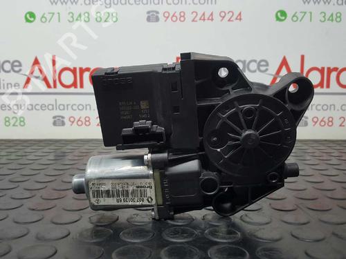 Portierruitmotor rechtsvoor RENAULT MEGANE III Hatchback (BZ0/1_, B3_) 1.5 dCi (BZ0C) (90 hp) 2757906