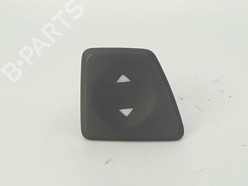 Used Left front window switch FIAT 500 (312_) 1.3 D Multijet (312AXB1A) (75 hp) 9047701