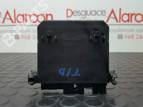 Comfort control module MERCEDES-BENZ C-CLASS (W203) C 200 CDI (203.007) | BP2748434M56 