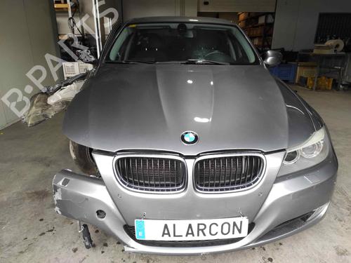 Klamka zewnętrzna drzwi przednich lewych BMW 3 (E90) 320 d | BP9247792C128 
