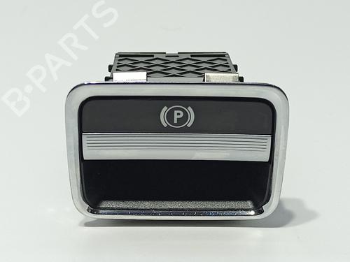BP17574370I18 main image