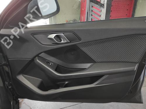 forreste-hjre-bekldning-bmw-1-f40-2019-27621692 main image