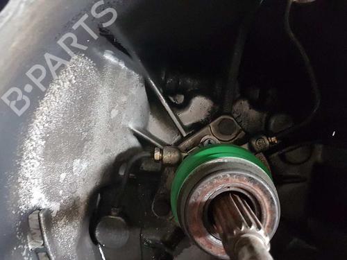 Gearbox OPEL OMEGA B Estate (V94) 2.5 TD (F35, M35, P35) | BP2750588M3 