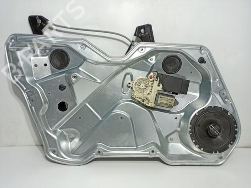 Rudehejsemekanisme ventre foran Rudehejsemekanisme ventre foran SEAT LEON (1M1) 1.9 TDI (110 hp) 36278129 36278129