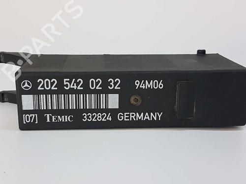 Used Lights ECU MERCEDES-BENZ C-CLASS (W202) C 250 D (202.125) (113 hp) 6002344