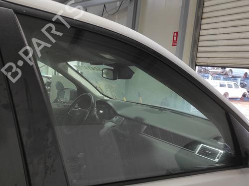 Front right door window LAND ROVER DISCOVERY SPORT (L550) 2.0 D 4x4 | BP24424031C19
