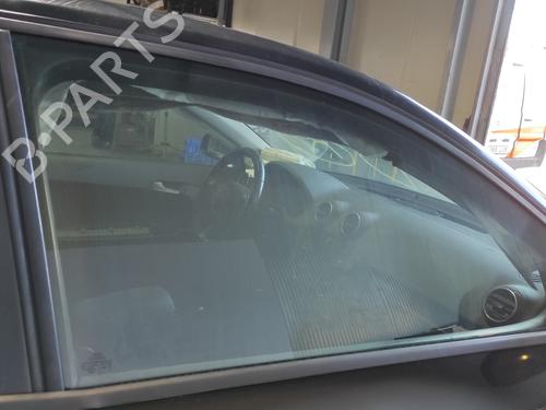 front-right-door-window-audi-a3-8p1-20-tdi-16v-2003-2004-2005-2006-2007-2008-2009-2010-2011-2012-2013-22376289 main image