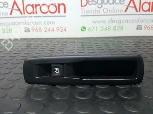 Used Right rear window switch RENAULT MEGANE III Hatchback (BZ0/1_, B3_) 1.5 dCi (BZ09, BZ0D, BZ1W, BZ29, BZ14) (110 hp) 2753198