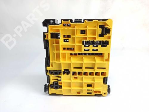 Fuse box PEUGEOT 208 I (CA_, CC_) 1.2 PureTech 82 | BP8529212E1 