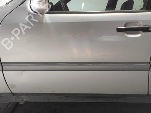 Left front door MERCEDES-BENZ C-CLASS (W202) C 250 D (202.125) | BP29047162C2 