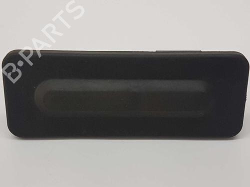 Used Tailgate handle CITROËN C3 III (SX) 1.5 BlueHDi 100 (SXYHYP, SXYHTU) (102 hp) 8006252
