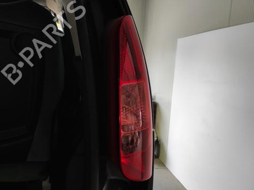 Right taillight PEUGEOT 807 (EB_) 2.0 | BP26443217C35