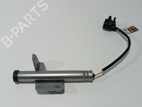 BP18354792M83 main image