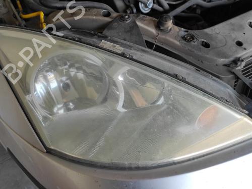 Right headlight FORD FOCUS I (DAW, DBW) 1.8 TDCi | BP29345396C29 