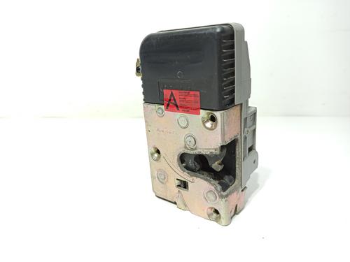 Serratura anteriore sinistra PEUGEOT 206 Hatchback (2A/C) 1.9 D (69 hp) 25731152