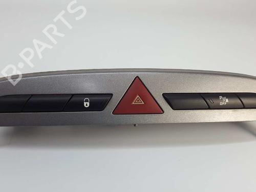 Advarselsbryter PEUGEOT 308 I (4A_, 4C_) 1.6 HDi (109 hp) 6628341