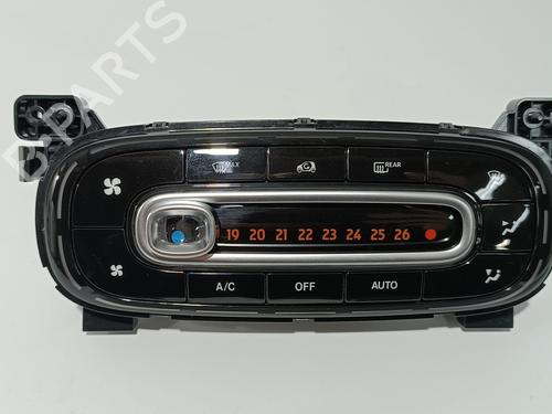 AC Styreenhet / Manøvreringsenhet SMART FORFOUR Hatchback (453) electric drive (453.091) (82 hp) 15619569