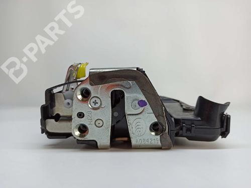 Front left lock TOYOTA AURIS (_E18_) 1.2 (NRE185_, NRE185R) | BP8874442C98 