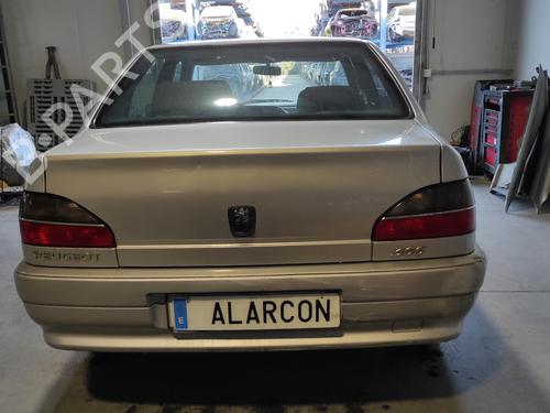 Brugte PEUGEOT 306 Hatchback (7A, 7C, N3, N5) 1.6 (89 hp) 4281886
