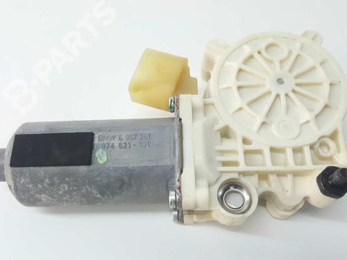 Used Left rear window motor BMW X6 (E71, E72) xDrive 35 d (286 hp) 5663638