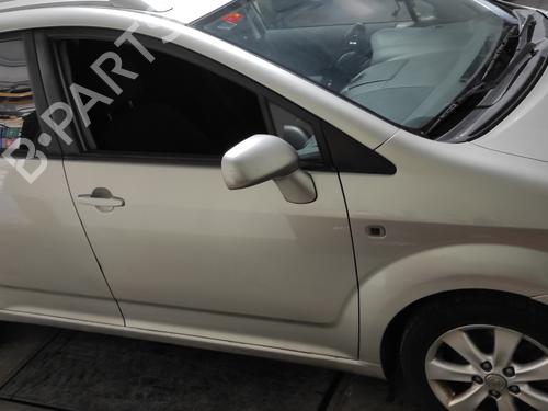 Brugte TOYOTA COROLLA Verso (ZER_, ZZE12_, R1_) 2.2 D-4D (AUR10_, AUR10R) (136 hp) 4282171