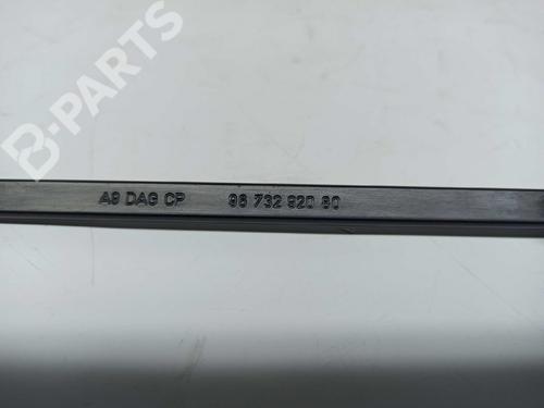 Front windshield wiper arm PEUGEOT 208 I (CA_, CC_) 1.4 HDi | BP6449841C143 