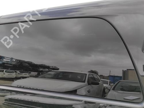 rear-left-quarter-glass-mercedes-benz-v-class-w447-2014-24459963 main image