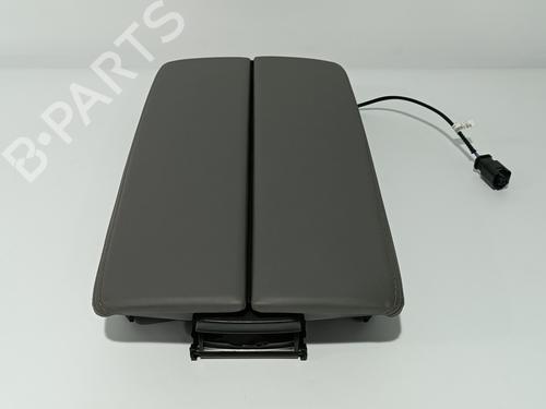 Used Armrest / Center console CITROËN C5 AIRCROSS (A_) 1.5 BlueHDi 130 (ACYHZJ, ACYHZR) (131 hp) 11086373