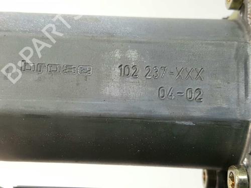 Right front window motor VW TOUAREG (7LA, 7L6, 7L7) 2.5 R5 TDI | BP6214298E20