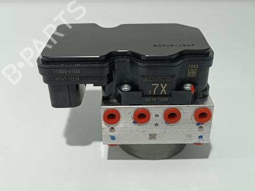 Used ABS pump TOYOTA COROLLA Saloon (_E21_) 1.8 VVTi Hybrid (ZWE211, MZEA12) (98 hp) 15391888