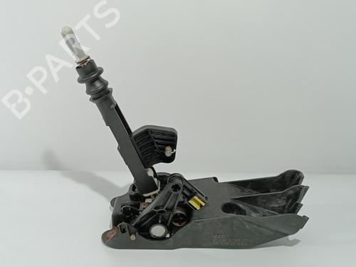 Used Gear lever NISSAN X-TRAIL III (T32_, T32R, T32RR) 1.6 dCi (T32) (130 hp) 15068873