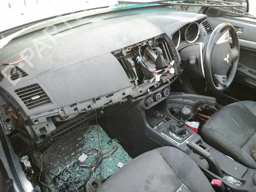 Venstre indikator MITSUBISHI LANCER VIII Sportback (CX_A) 2.0 DI-D (CX8A) | BP11639279I20 