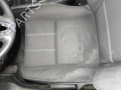 Left front seat RENAULT MEGANE III Hatchback (BZ0/1_, B3_) 1.5 dCi (BZ1G, BZ1W, BZ0R) | BP35822556C15 - Image 2