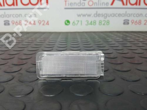 Used Interior roof light PEUGEOT 308 II (LB_, LP_, LW_, LH_, L3_) 2.0 BlueHDi 150 (150 hp) 7425208